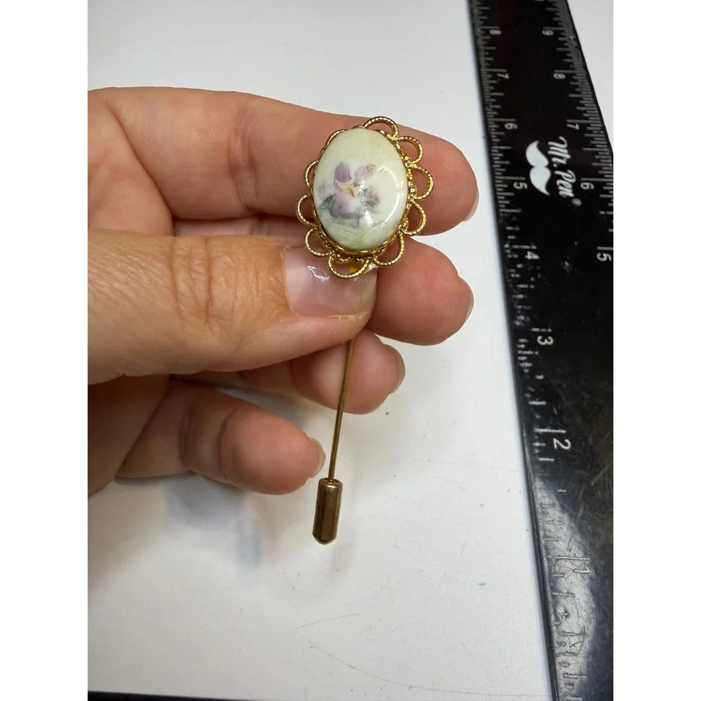 Unbranded vintage stick
